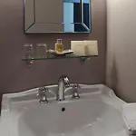 De La Treille Hotel 3*