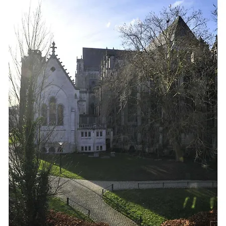 De La Treille Hotel 3*