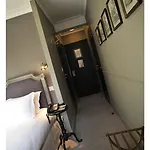 De La Treille 호텔 3*