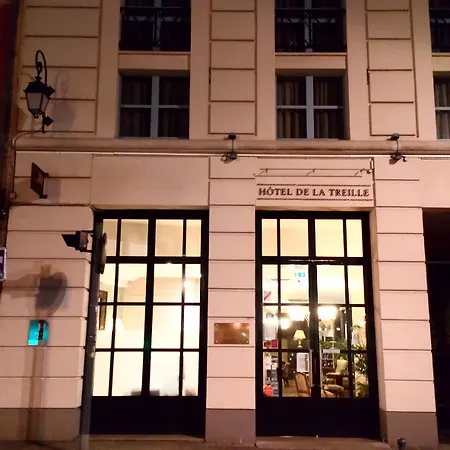De La Treille Hotell