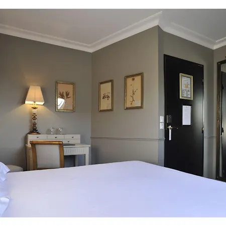 De La Treille Hotel 3*