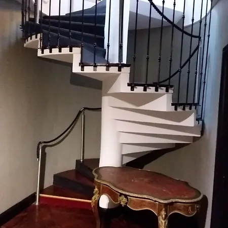 De La Treille