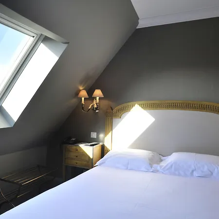 Hotel De La Treille