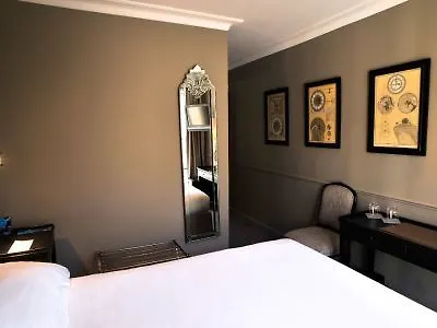 De La Treille Hotell