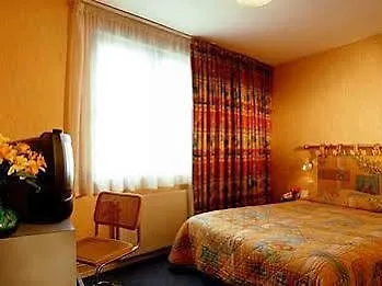 De La Treille Hotel 3*