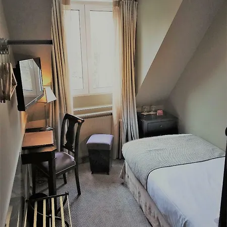 De La Treille Hotell 3*