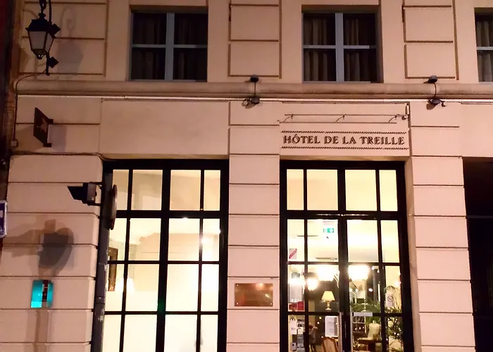 De La Treille Hotel