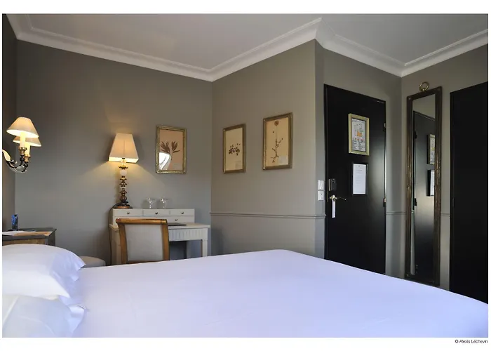 De La Treille Hotel 3*