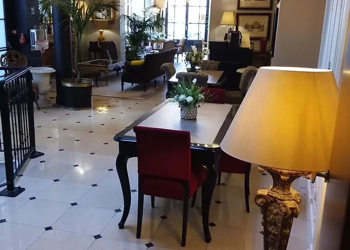 Hotel De La Treille 3*