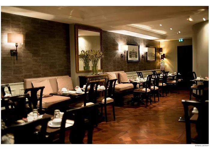 De La Treille Hotel 3*