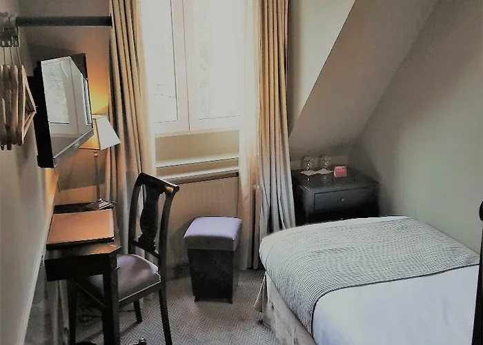 De La Treille Hotel 3*