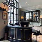 Hotel De La Treille